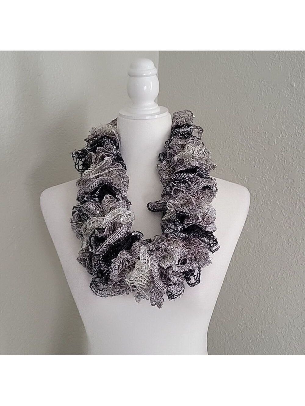 Handmade Infinity Scarf Black Gray Ruffle Soft - Picture 4 of 4